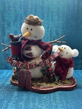 Rustic Christmas Display Plush Snowmen Wooden Base Let it Snow Sign