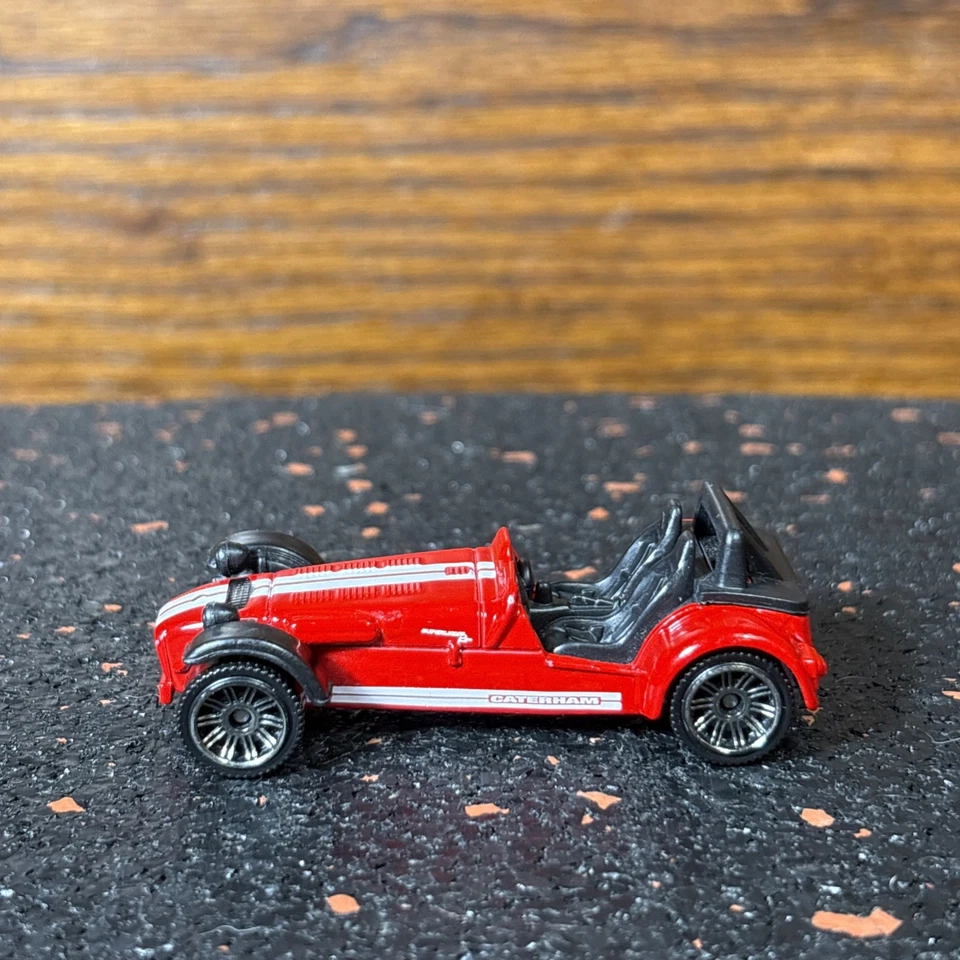 Matchbox MBX Sports Cars Caterham R500 Superlight Red w/White Stripes - Image 4 of 4