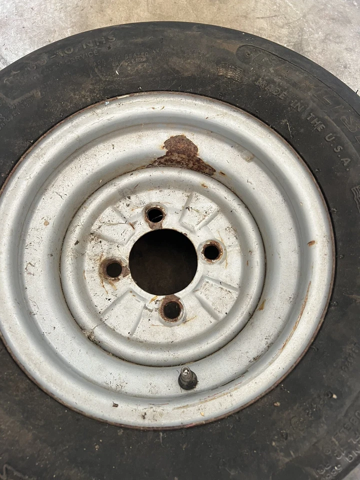 Jacobsen Textron Greens King VI 1862G Reel Mower Wheel & Tire B149 - Image 3 of 4