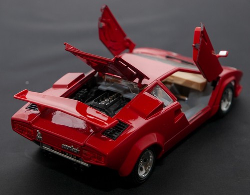 Burago - Lamborghini Countach 1988, scale 1:24, Red, Made in Italy please read! - Picture 6 of 11
