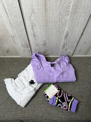Art Class Shirts Girls Size XXL (18) Set of 2 Purple White w/ Socks. B4