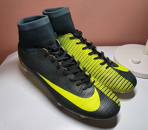 cristiano ronaldo boots size