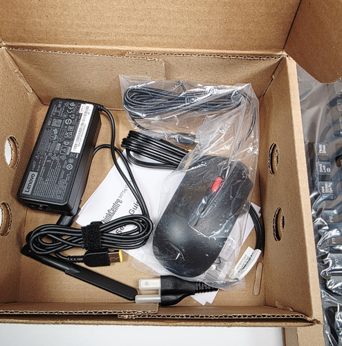 Lenovo ThinkCentre M75q Gen 2 (256GB SSD, AMD Ryzen 5 PRO 5650GE, 16GB) - Afbeelding 6 van 9