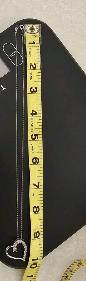 Colgante de corazón de diamantes de plata de ley 925 con cadena de 18 pulgadas Foto 3 de 4