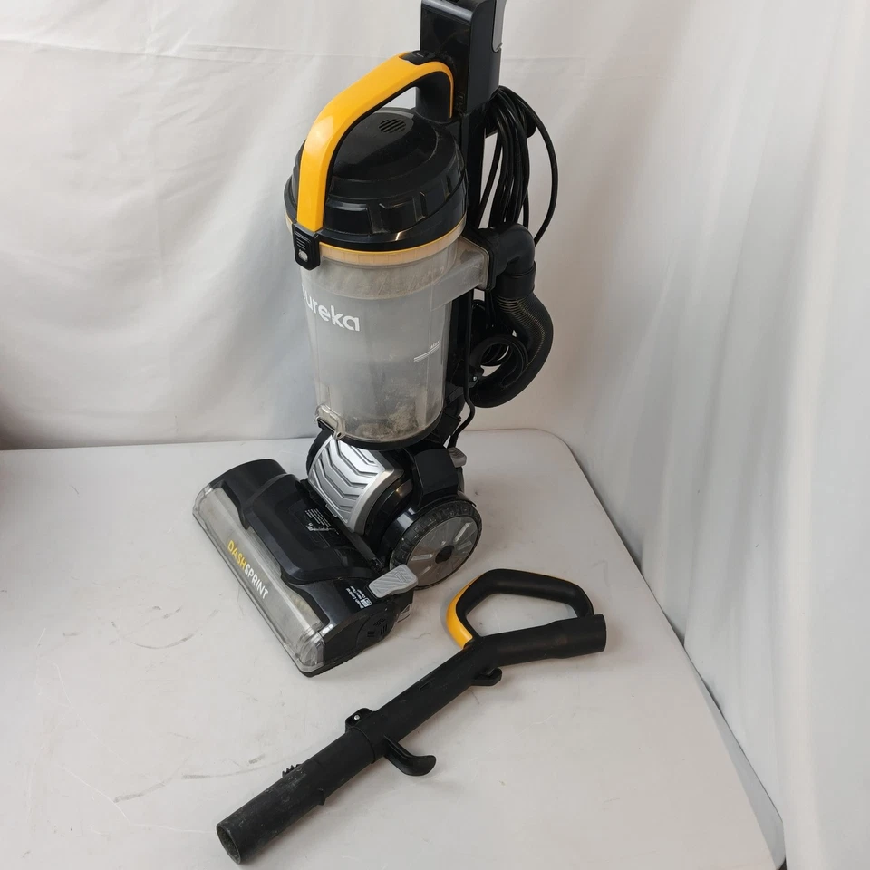 Eureka UEU610 Upright Vacuum Cleaner 3-in-1 2.2L Dust Cup – Used & Broken - Image 3 of 4