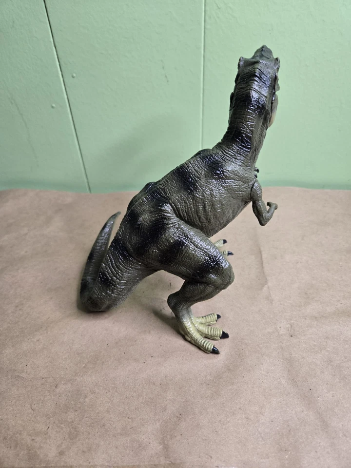 Коллекционная фигурка Papo T-REX Dinosaur Moving Jaw Black Tyrannosaurus Rex 6,5 дюйма - Изображение 3 из 4