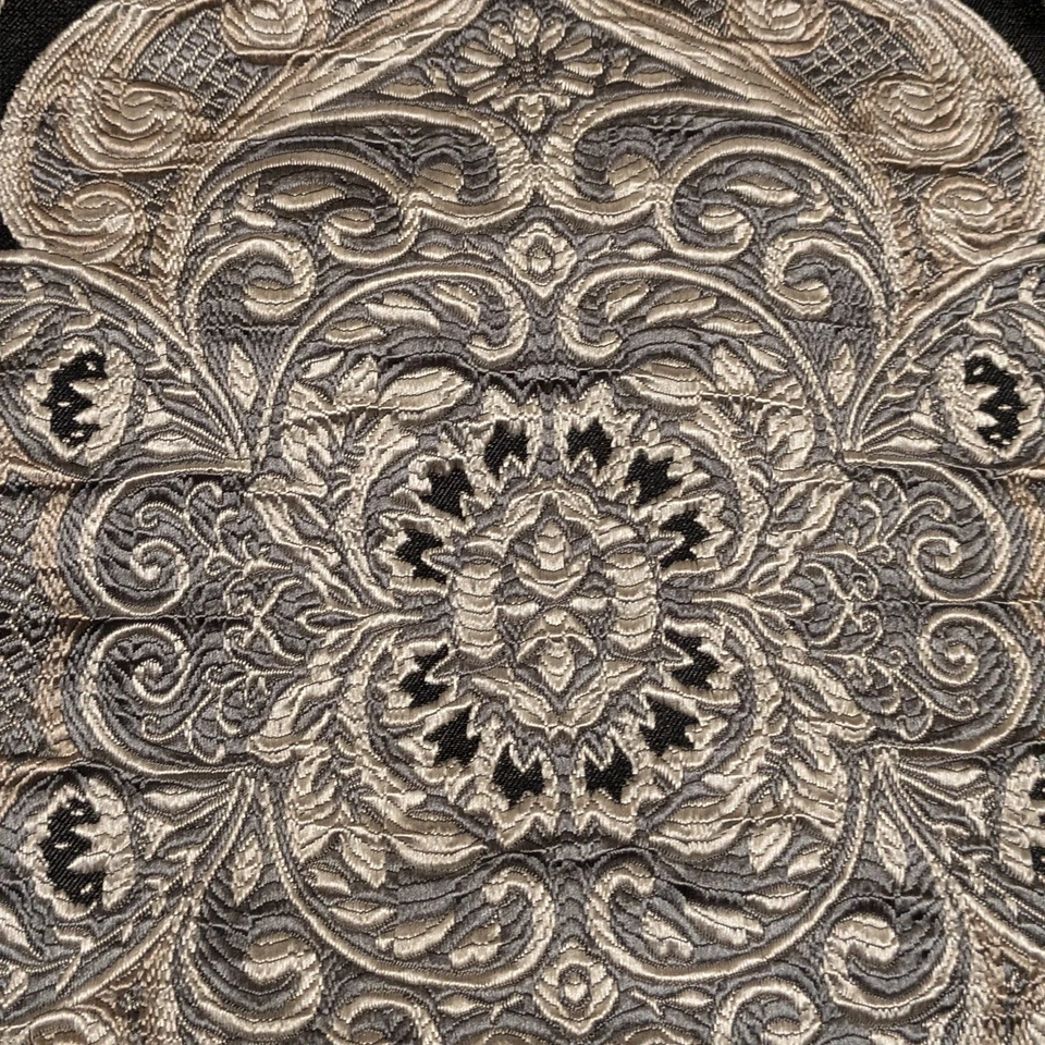 2x Fundas de Almohada J Queen New York Talla King Negras Metálicas Bordadas Diseñador Foto 3 de 4