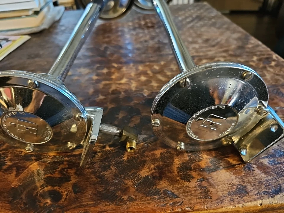 Vintage IH International Harvester Air Horns H.B. Moss Pair 21"/24" Truck Semi - Image 4 of 4