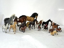 Mixed Lot Of 19 Vintage Traditional Breyer Horses and Different Brands  Size