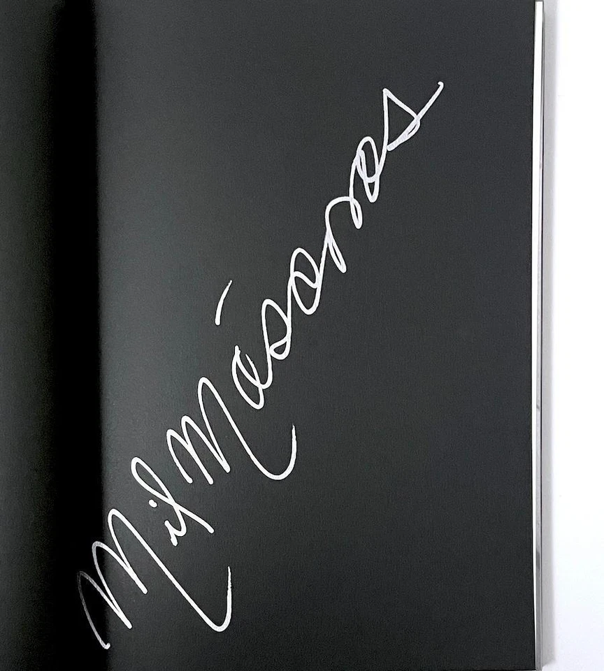 Mil Mascaras Photo Book with Autograph Out-of-Print Japanese Edition - Image 3 of 4