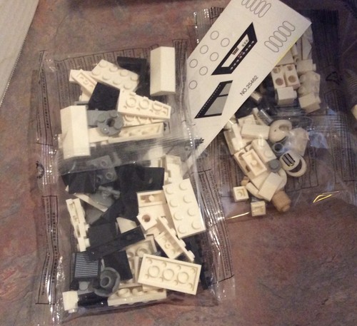 2 Bric Tek Space Team Blocks Sets - Space Defender & Shuttle - NEW - Picture 8 of 11