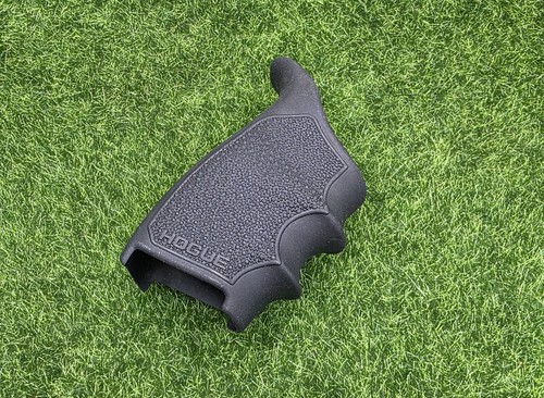 Hogue #18320 Handall Beavertail Grip Sleeve for Springfield Hellcat Pro, Black