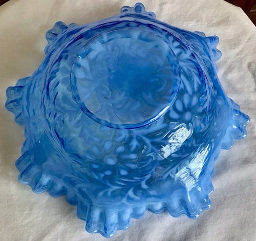 Vintage Fenton art glass blue opalescent fern & daisy ruffled 10" brides bowl b9 - Picture 2 of 2