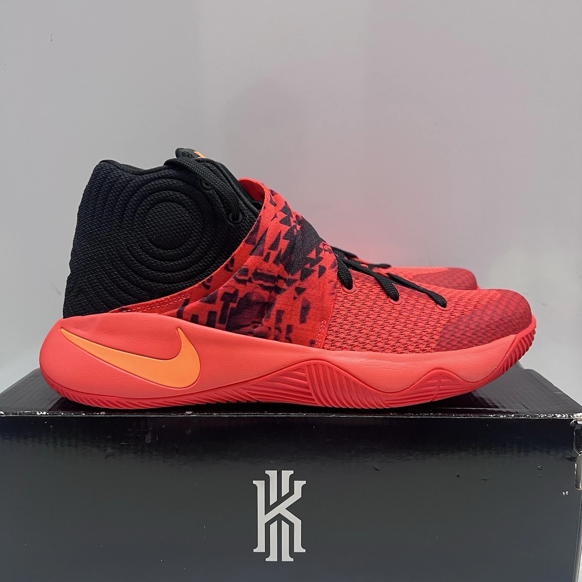 Preços baixos em Nike Kyrie 2 Inferno - 819583-680 | eBay