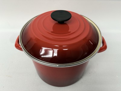 Le Creuset Auflaufform Emaille auf Stahl Suppentopf rot 22 groß