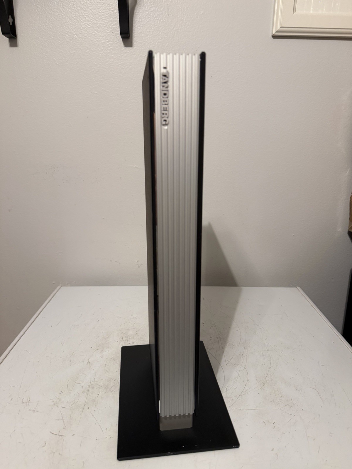 TANDBERG TTC7-14 Video Conferencing TelePresence System Main Unit w/ Stand