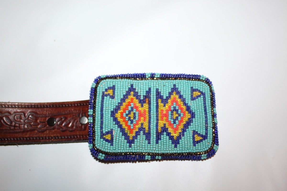 Beaded Native American Buckle w/Levis Leather Belt Pre-Owned Belt Sz 32!