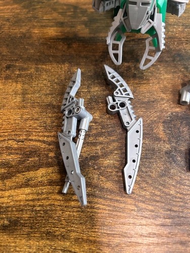 Lego Bionicle: 8622 Nidhiki Incomplete - Picture 7 of 11
