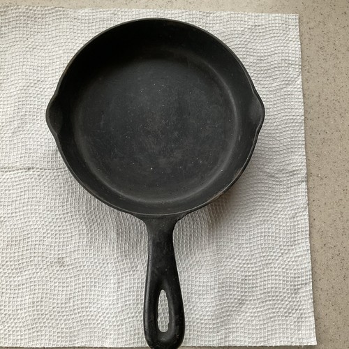 Vintage Cast Iron 7" Skillet Pan Unbranded