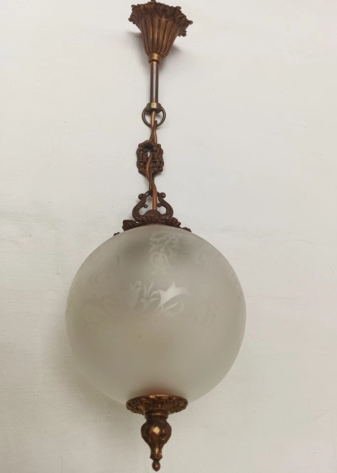 lustre ancien bronze globe gravé lanterne suspensions décoration - Photo 2/4