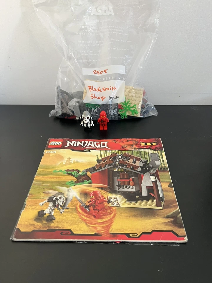 LEGO Ninjago 2508 Blacksmith Shop, photo 1 of 5