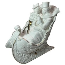 Lenox 1991 Sleigh Ride Musical Figurine Porcelain White Gold Victorian Christmas