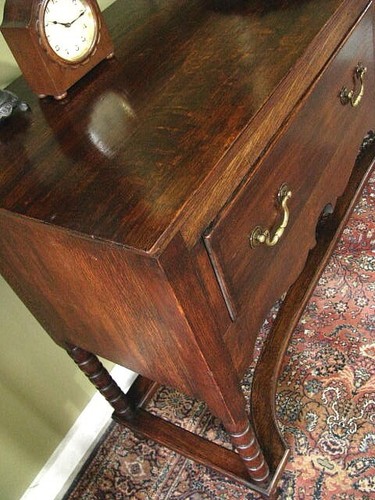 ANTIQUE OAK 2 DRAWER DRESSER BASE/SIDEBOARD/SIDE TABLE ~ BOBBIN TURNING c1900s - Picture 4 of 14