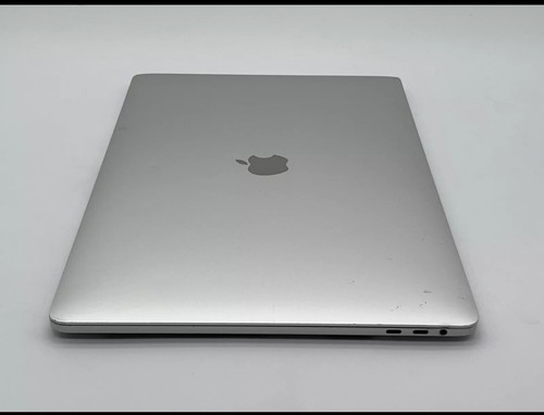 Apple MacBook Pro 15" (2019) | A1990 (i7 2.6GHz 32gb Ram 500GB SSD) | 137 Cycles - Picture 11 of 17