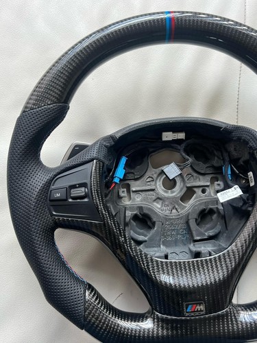 BMW F30 4 PUERTAS FIBRA CARBONO VOLANTE DEPORTIVO BMW SERIE 3 F30 F80 - Imagen 13 de 15