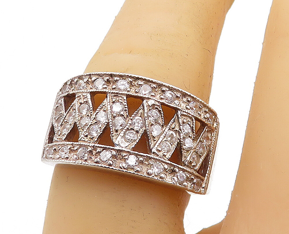 925 Sterling Silver Vintage Sparkling Topaz Open Design Band Ring