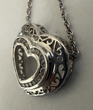 14k White Gold Diamond Heart Necklace 5.5g