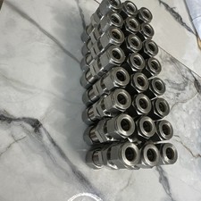 Lot Of 24 Swagelok Ss-600-61