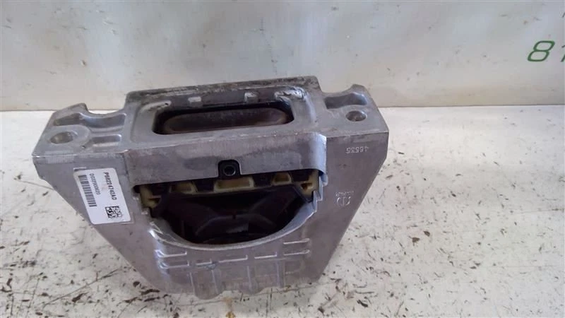 2017-2021 CHRYSLER PACIFICA TRANSMISSION MOUNT ISOLATOR OEM 68224742AD - Image 4 of 4