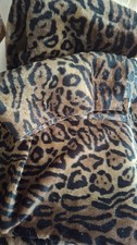 Plüsch im Jaguar-Design - Muster 1 m x 160 cm + große Restestücke - Schnäppchen