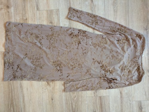 NEW Francesca's Mesh And Velvet Burnout Floral Midi Bodycon Milkmaid Dress - Picture 8 of 9