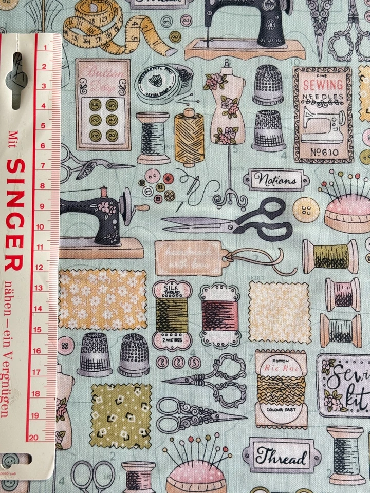 Makower Atelier Stoff Patchwork Baumwolle Nähmotive Nähmaschine Mint & Cremeweiß - Bild 3 von 4