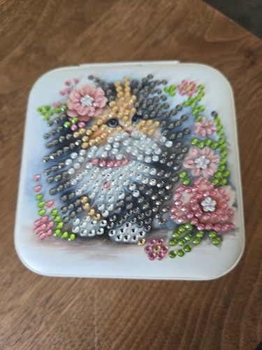 Completed Diamond Art Square Jewellery Box Ideal For Travel Cat With Flowers - Picture 2 of 8
