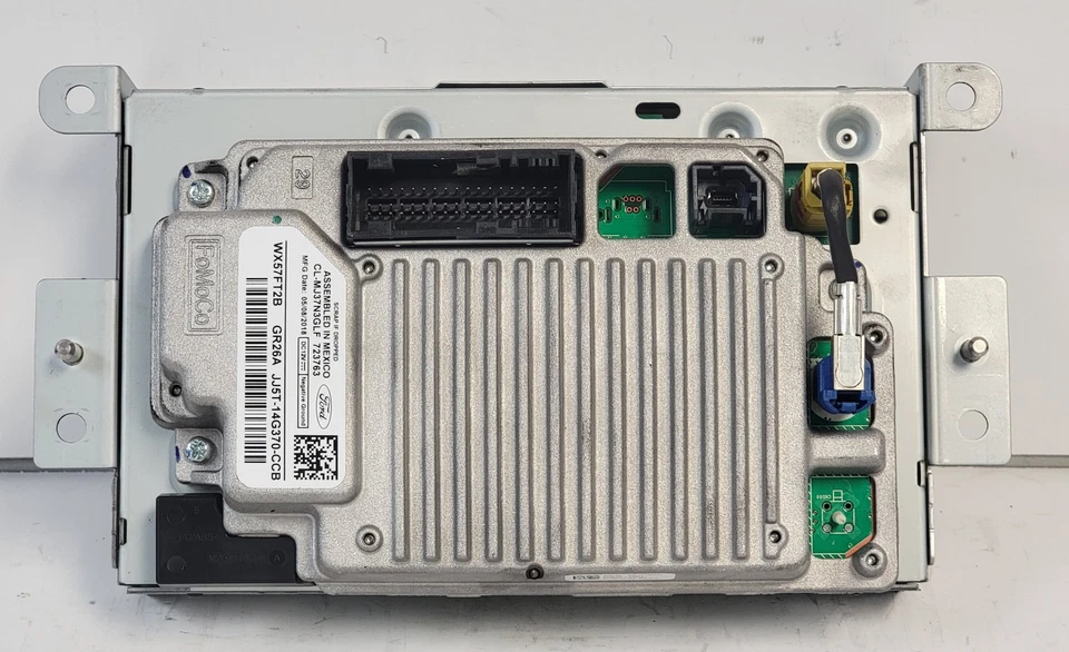 2018 Ford Escape Vehicle Information Screen OEM - Изображение 3 из 4