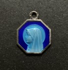 Vintage Catholic Our  Lady of Lourdes Blue Enamel Medal pendant Vintage — photo 8