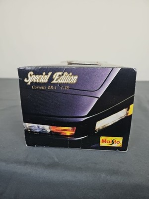 Maisto Special Edition 31809 - Chevrolet Corvette ZR-1 1992 Blanche échelle 1/18 - Occasion