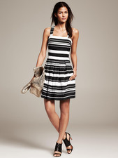 NWOT BANANA REPUBLIC Black White Pleated Striped Fit Flare Dress $148 2P