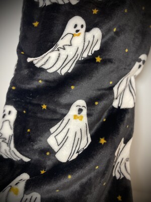 Berkshire Blanket Goblinville HALLOWEEN Monstrously Plush Ghost Throw Blanket