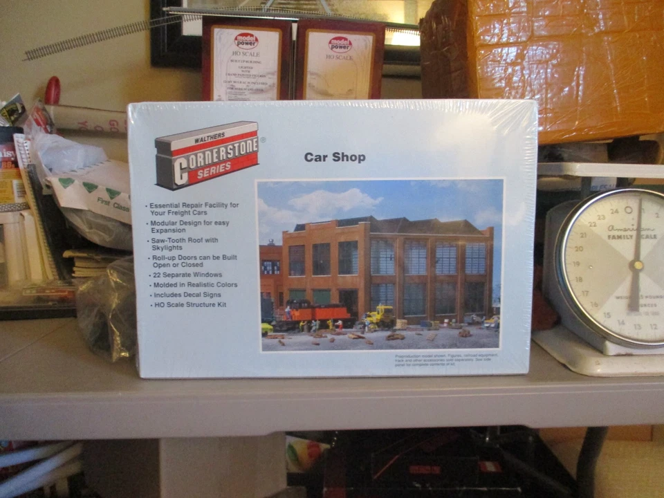 Escala HO, tienda de autos Walthers Cornerstone. Nuevo 933-3040 buen estado. Foto 2 de 3