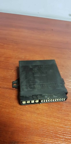 Original Audi 100 Steuergerät Steuergerät 0335411052