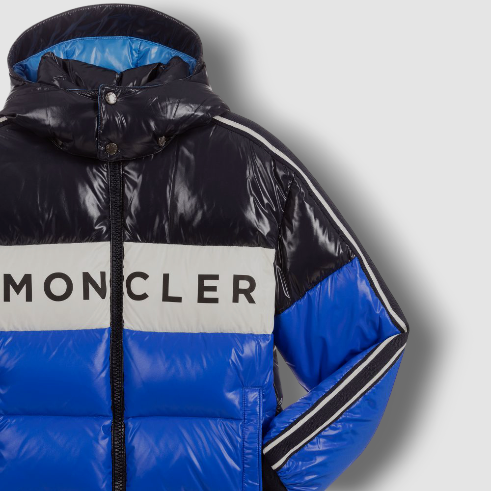 MONCLER　18/24M $800 MONCLER Kids Teen Boys Blue Striped Quilted Puffer Hooded