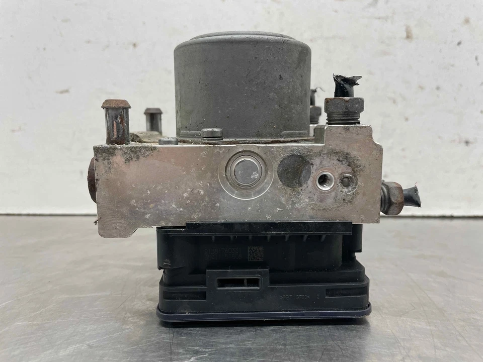 Chevy Silverado 3500 2016 bomba de freno antibloqueo conjunto ABS de 4 ruedas OEM 23407406 Foto 3 de 4