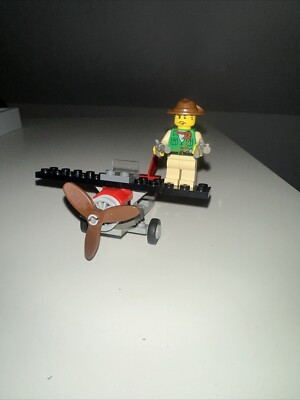 LEGO Adventurers: Red Eagle (7422) 100% Complete Johnny Thunder+ 4615 Jack Stone