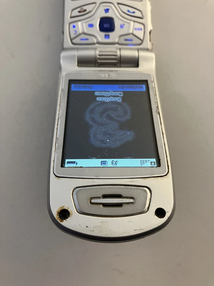 Telefono Cellulare LG U8130 Marcato TRE - Sbloccato e Funzionante - Immagine 3 di 4