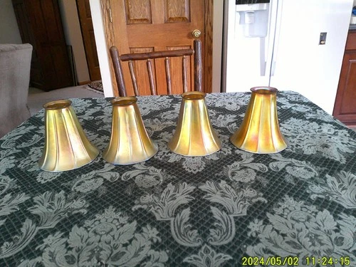 4 STEUBEN RIBBED GOLD AURENE LAMP SHADES