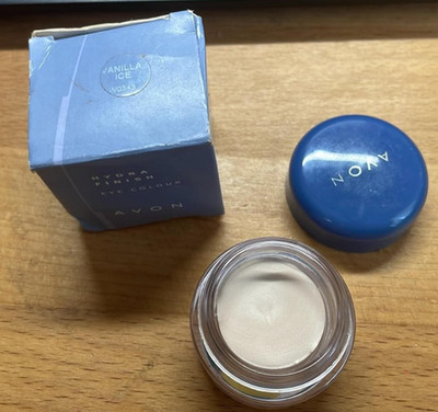AVON HYDRA FINISH AUGENFARBE - VANILLA ICE